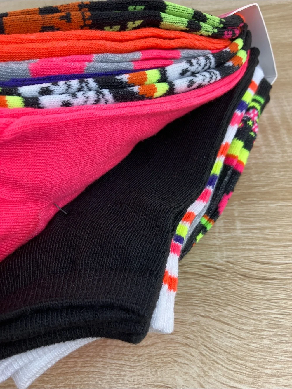 10 PAIRS Halloween Betsey Johnson Socks Low Cuts Skulls Rainbow Goth NWT